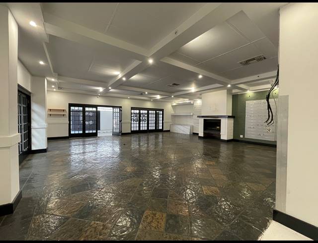 242M² OFFICE TO LET IN PARKMORE